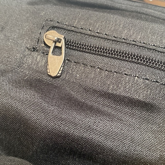 Bedd Yellow Pouch Bag Fold Over Large Golden Clutch - Picture 9 of 11